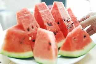 偃师市吃瓜事件,一场引发社会热议的网络风波