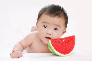 婴儿吃瓜事件照片