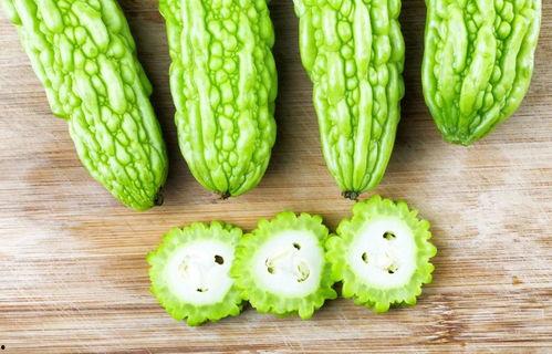 黄骅免费吃瓜,免费吃瓜狂欢，共享夏日清凉