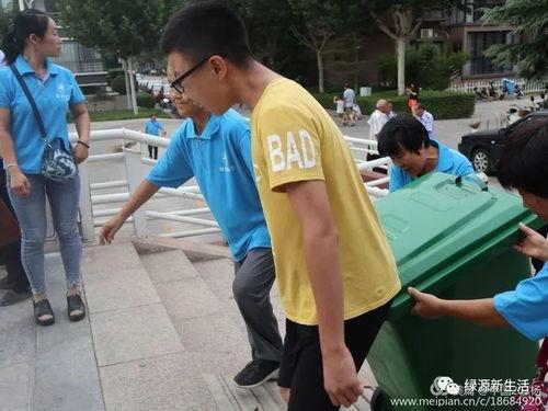 吃瓜现场操,揭秘“吃瓜现场”背后的娱乐真相
